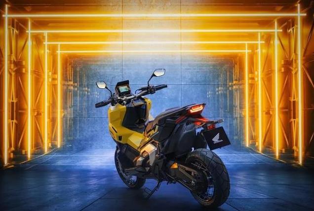 官宣！2025款HONDA X-ADV 国内即将上市，预计售价不变