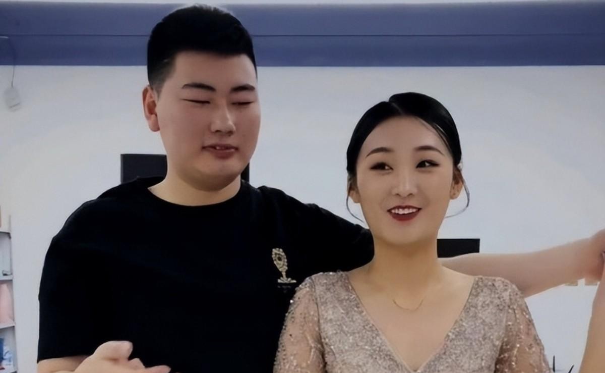 陈亚男连发3条动态,暗示陈萌拆散了她和朱小伟,评论区骂声一片