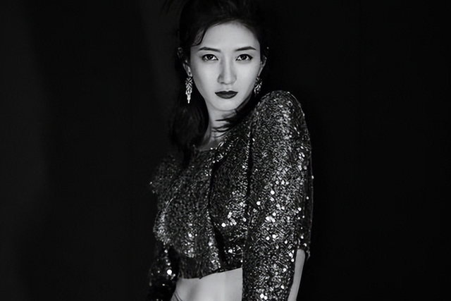 事实证明!36岁“拜金”的江疏影,终究为“放浪形骸”付出代价了