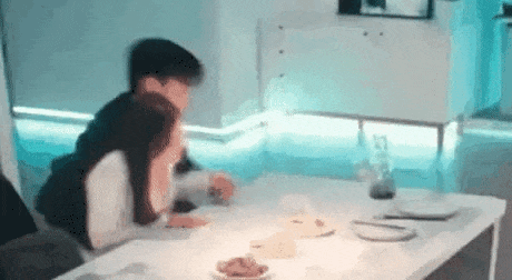 圈内又多一对恋人了…