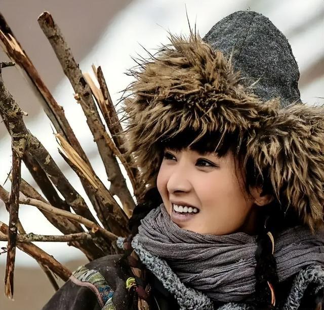 明明是同一个人,出道23年演70部戏没红,今演配角红的一塌糊涂