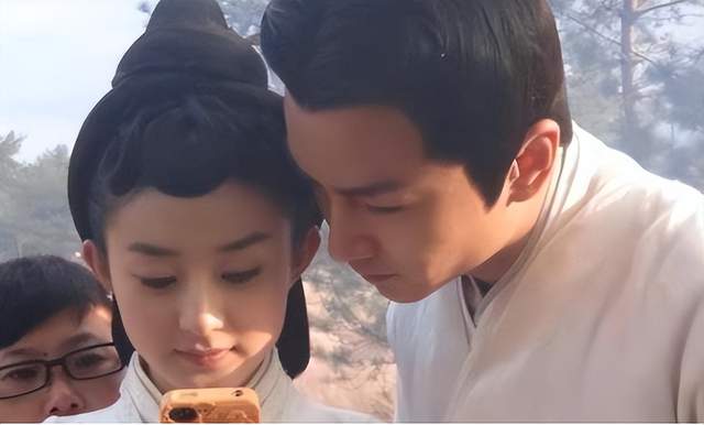 陈晓曝婚变,扒出4大征兆,牵扯赵丽颖,其实陈晓早说赵丽颖无辜