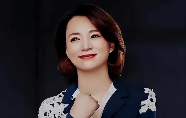 才子配佳人!央视主持人董卿和康震传来最新消息