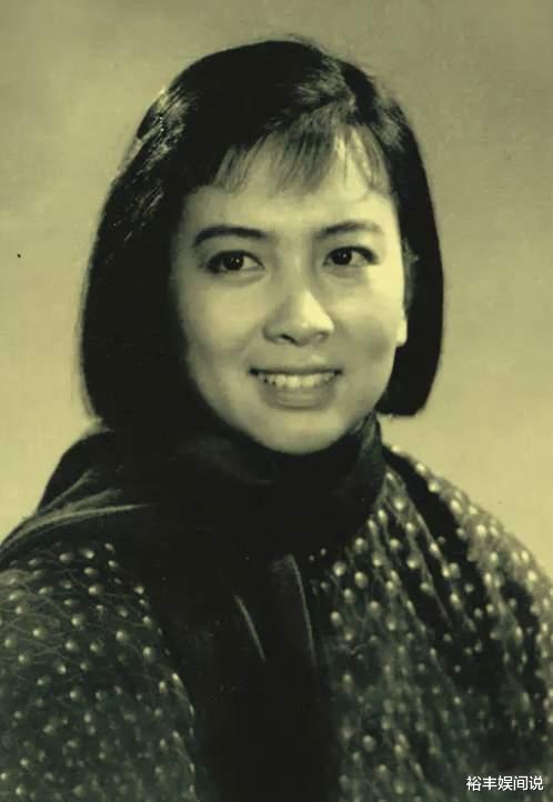 89岁老戏骨谢芳去世,两个月前刚过完生日,最后露面照瘦弱且优雅