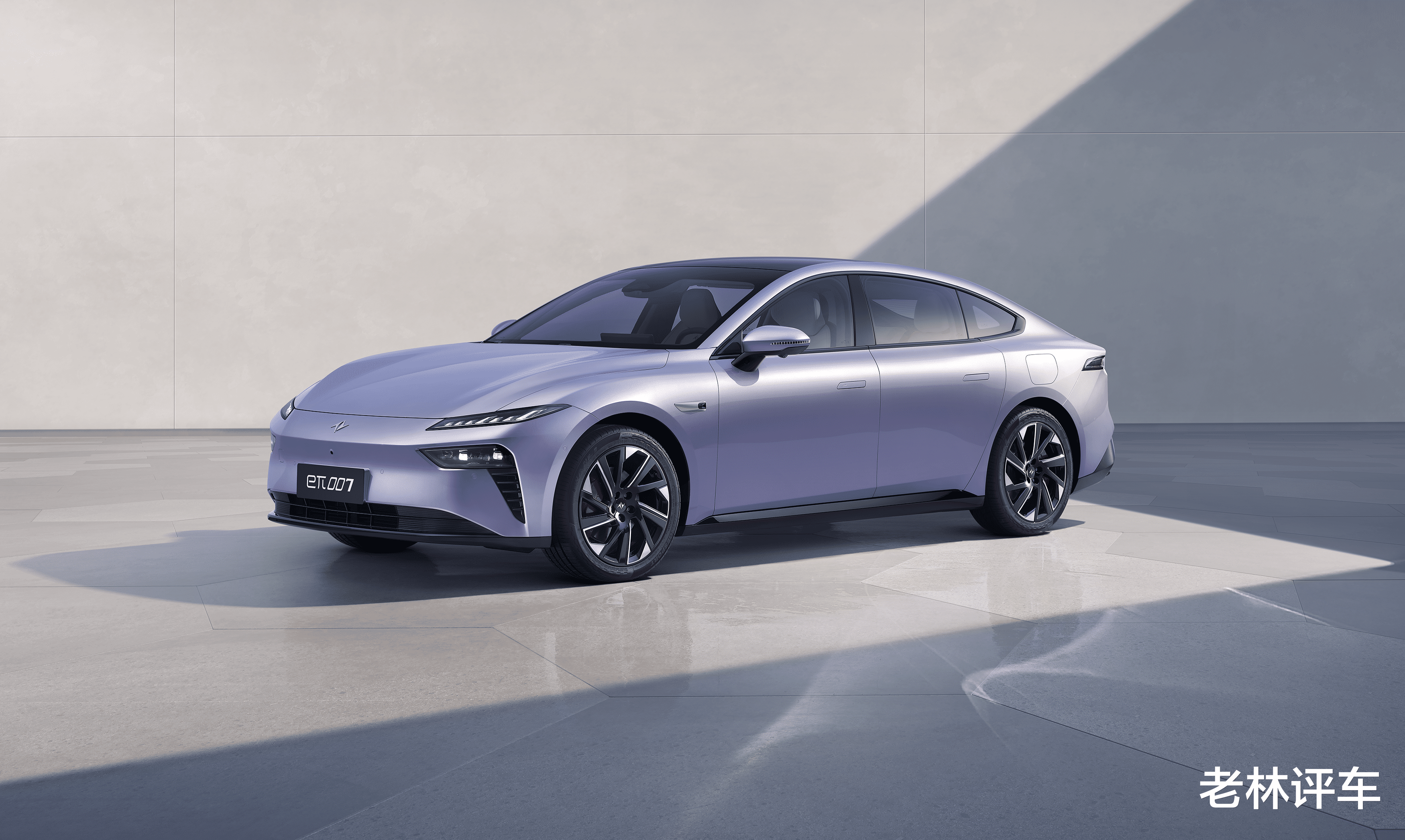 新品牌也很猛，10个月卖了6万台，C级车11.99万起，半价小米SU7？