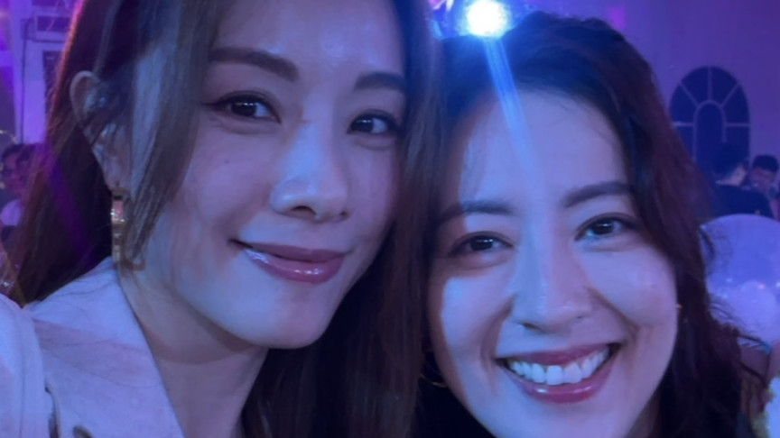 TVB花旦出席女DJ婚礼，看对方与妻手牵手感动落泪，邓丽欣也在场