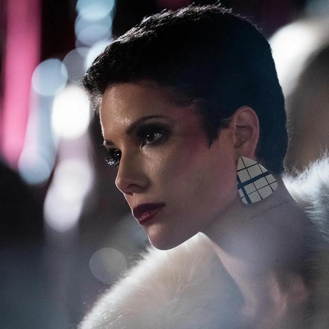 《马克辛》:2024年口碑爆棚的B级电影,场面血腥、女主美艳