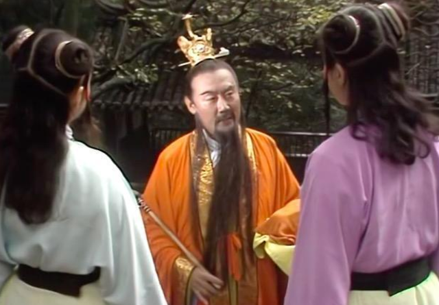 再看亿遍依然哇塞，挑演员还得看央视的，直接请镇元大仙下凡演戏