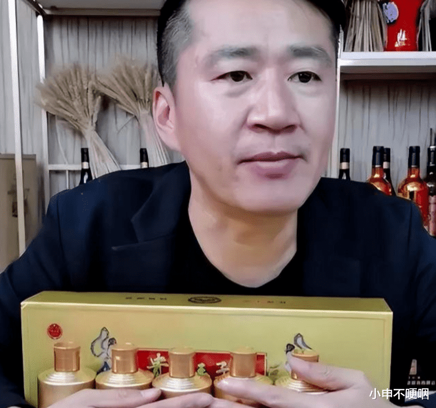 演员李嘉明捐款2万被嘲太少,本人回应戳心,网友:太不容易了!