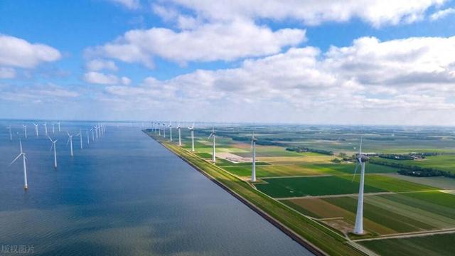 在水利行业跳槽是看平台还是薪资?