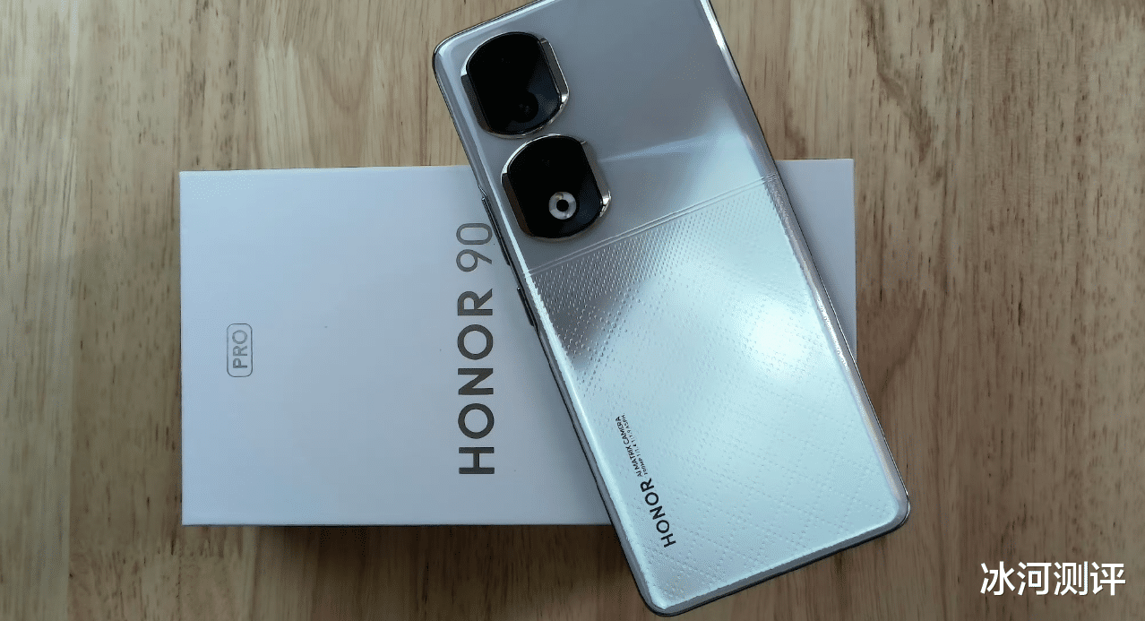 榮耀90 Pro深度評測，2億像素影像旗艦，屏幕護眼新體驗，沒短板