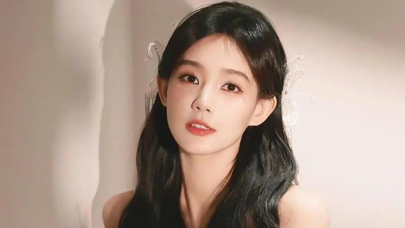 李一桐｜这腿！这腰！黄金三围真不是吹的