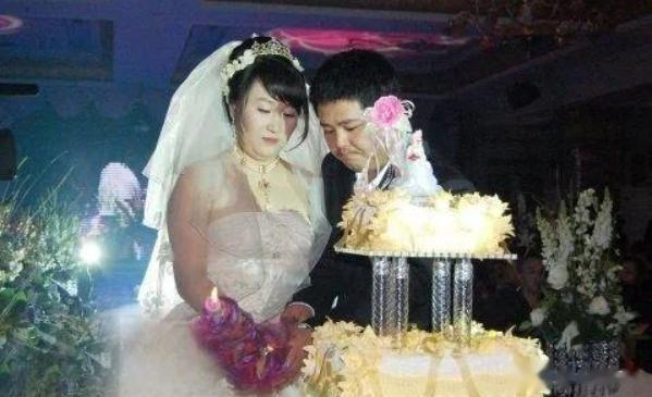 赵本山的女儿赵玉芳:倒贴300万也要下嫁穷小子,15年后怎么样了