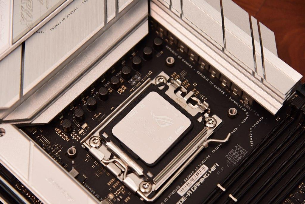 单核全超越,多核怎么样?14900K PK 9900X对比实测!