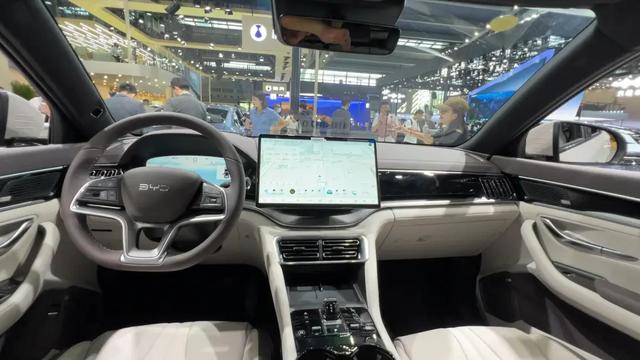 官方实测油耗最低10款插混SUV，百公里4个油，13万级月销量2.3台
