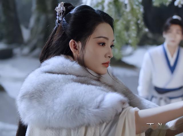 仅播4集，全国热度第一，李沁令观众成功入坑，武侠剧有天花板了