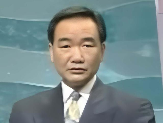 突传噩耗！香港主持人刘家杰被曝离世，移民加拿大深居简出多年