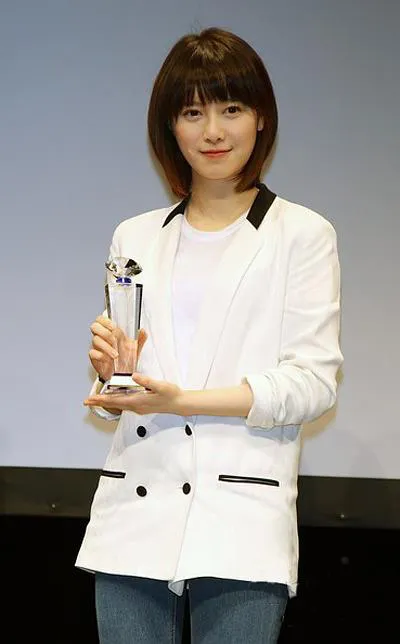 和前夫撕了5年后，39岁女星现状曝光：没有家、住车里、考研上岸