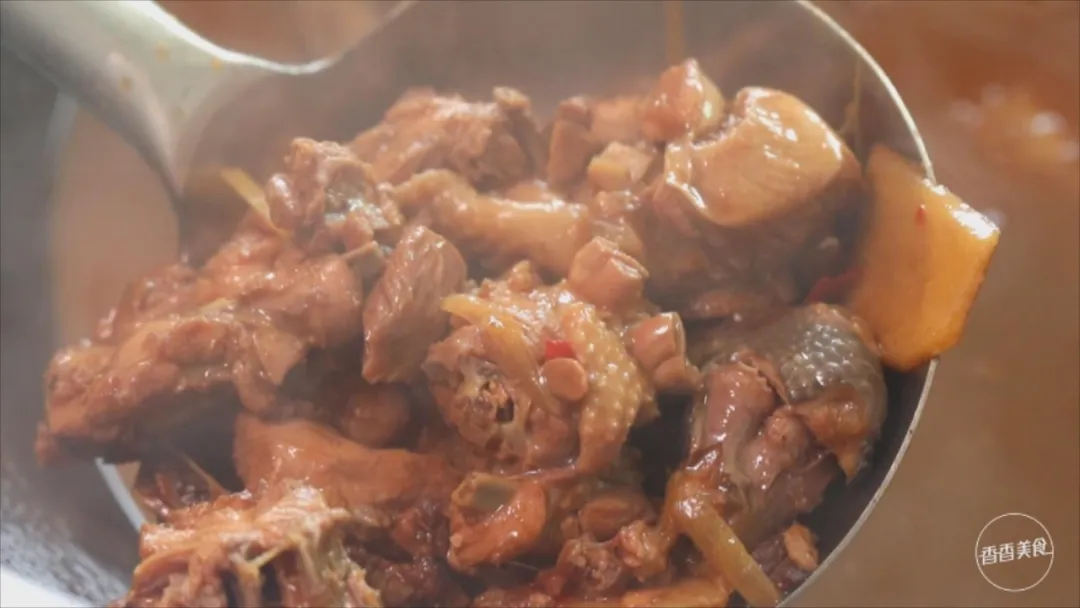 车程只要半个小时,就能美食相伴、策马奔腾潇潇洒洒?