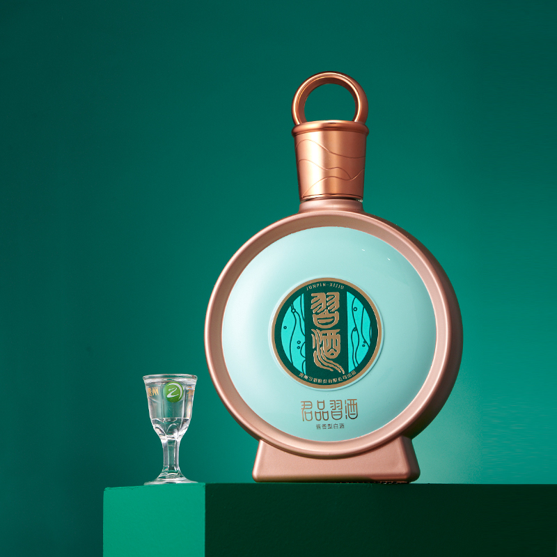 茅台跌至两千，其降价背后的真相到底是什么？