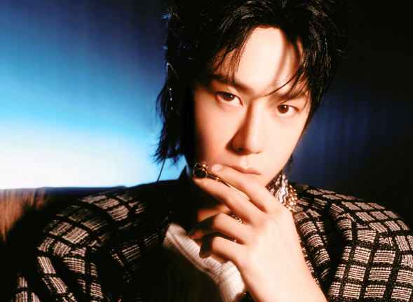 演员王一博，发文否认！