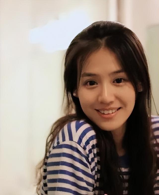 现在嫌她们丑,当年追成狗!这些发福的女明星,当年都美若天仙