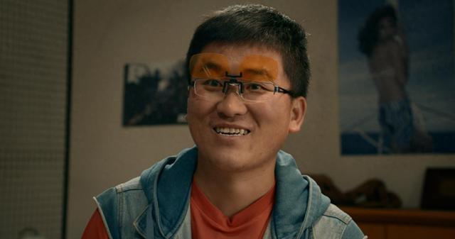 网红姜涛，蹭了《狂飙》一年热度还在蹭，扮高启强跪地磕头演技尴尬