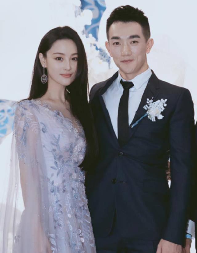 张馨予晒自家桃树结果200斤!网友:婚后的她活成我们羡慕的样子