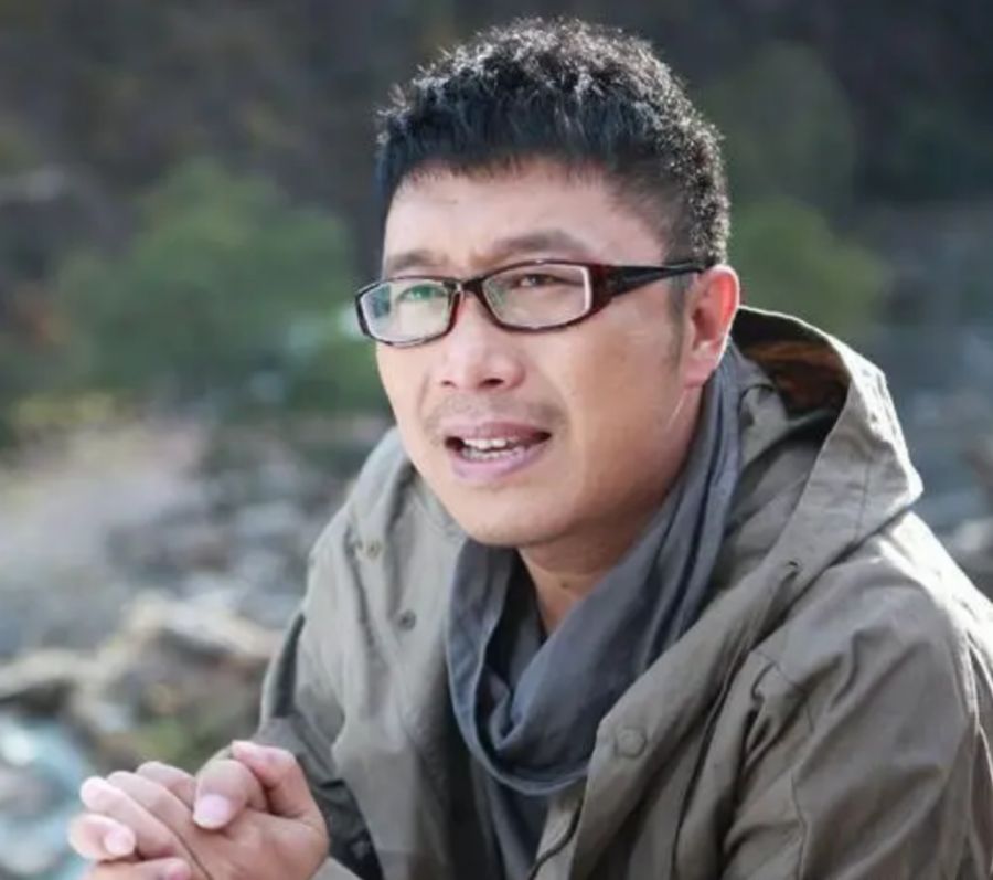 庞龙|歌手庞龙：曾凭一首歌赚2亿，巅峰时上4次春晚，如今怎么样了？