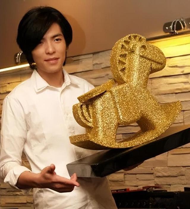 林有慧旧照被扒出,和现在判若两人,难怪萧敬腾八抬大轿也要娶她