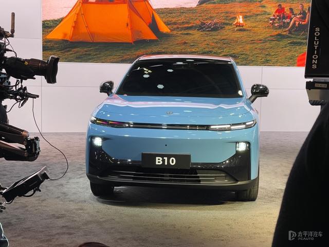 2024巴黎车展：零跑B10首发亮相 定位紧凑型SUV 聚集10-15万市场