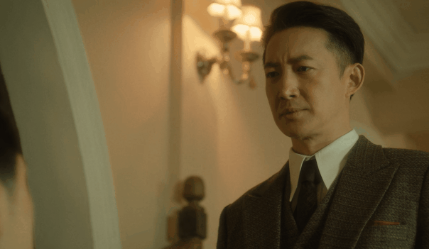 《追风者》被万人差评,看到人民日报的强势发声,才知吴京说的没错