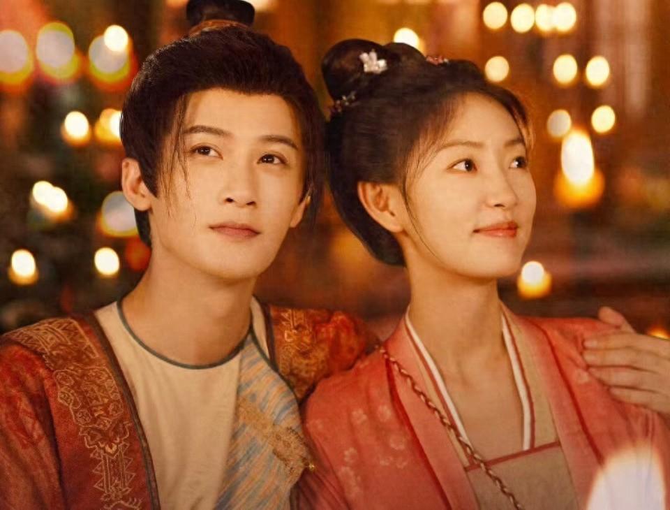 最新剧热度榜:《四方馆》第5,《迎风的青春》第3,前2名很稳定