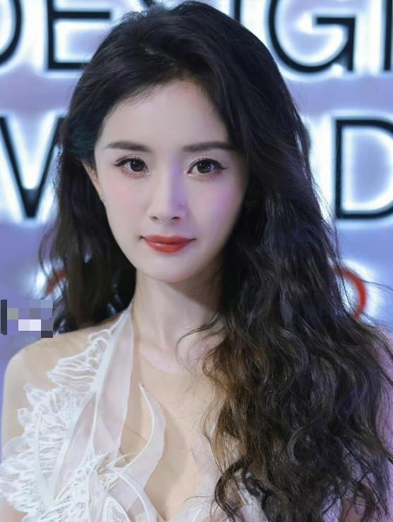 37岁杨幂演村妇？网友怒批：侮辱智商！明星形象崩塌