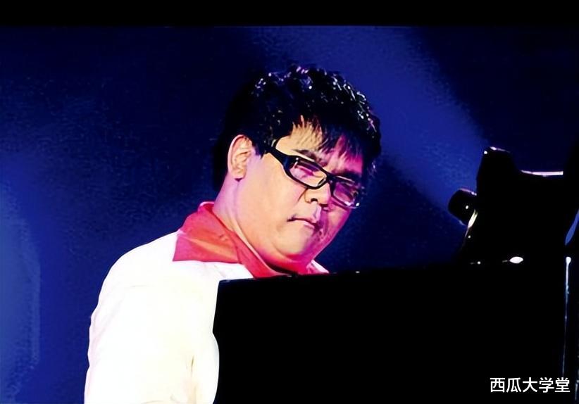 星光大道走红后四处捞金被骂滚出娱乐圈的盲人杨光, 如今成网红