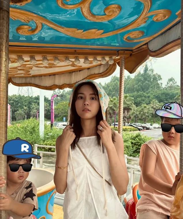 苏醒首次晒儿子正脸照，妻子是演员，曾遭前任出轨暴打闺蜜