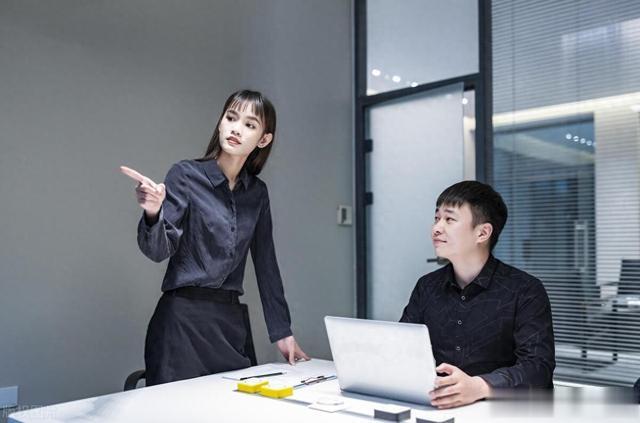 一个人能不能当领导，从这4点就能看出来，已经被无数人验证过