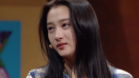 关晓彤回应恋爱八年未婚，鹿晗粉丝评论炸锅