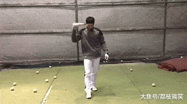 59岁香港最惨美男:帅到窒息却被雪藏,结三次婚又两度丧子