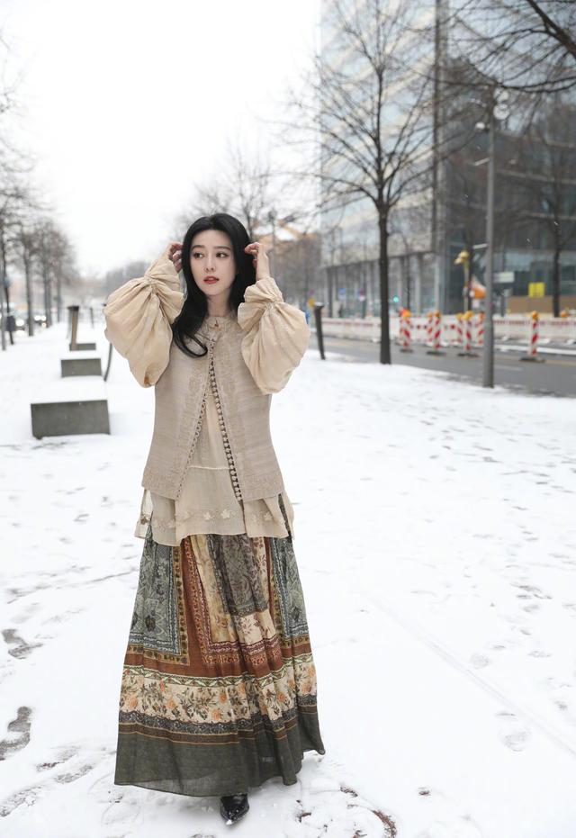 范冰冰--雪地照，很久没见了