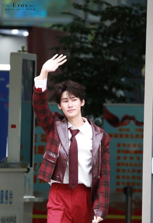 新《跑男》阵容官宣定档！国民综艺回归，7位成员全员到齐！