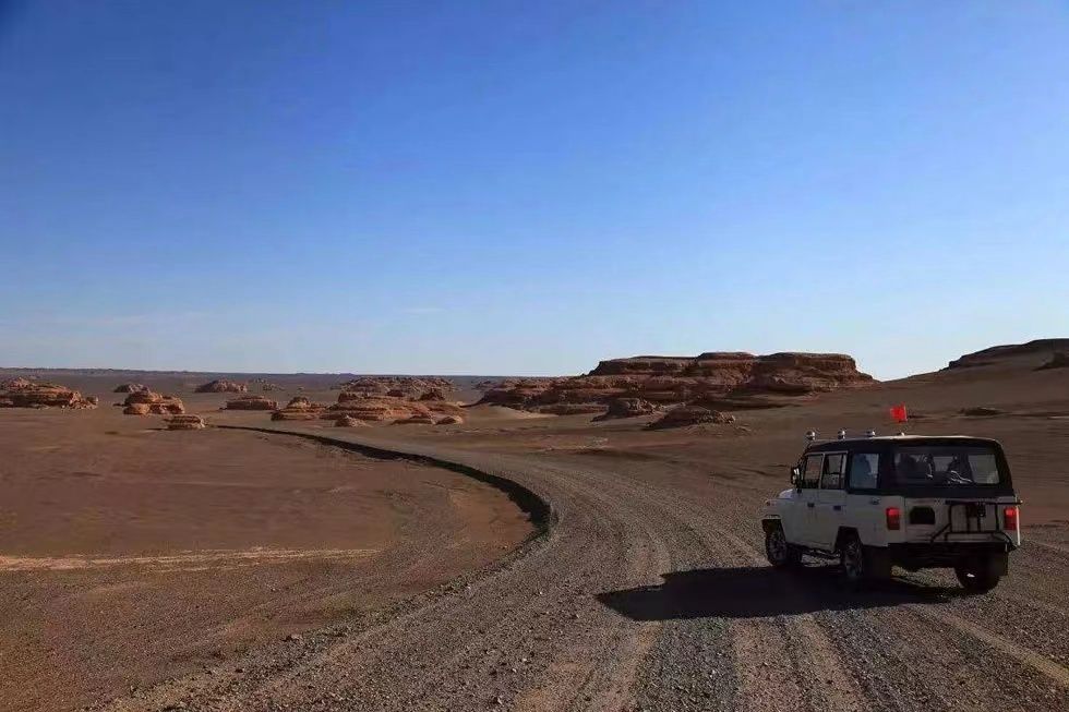 电影《无人区》