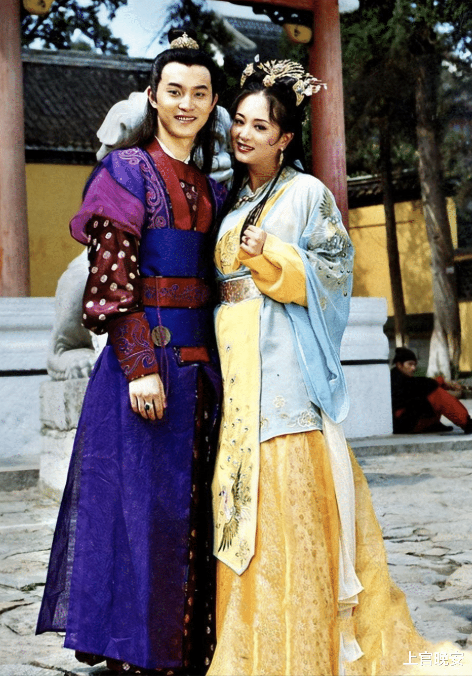 剧组宁愿亏损也坚持换人，5位被炒鱿鱼的演员，有人活该有人无辜