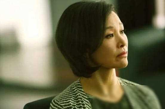 冯绍峰|原来她早已不是中国籍！屡次登上春晚走红，当初嫁给洋老公遭嫌弃