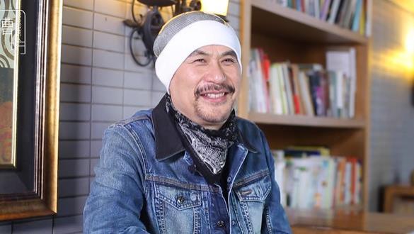 徐锦江：睡遍风月片中无数女星，会上百种姿势，却只钟情于妻子