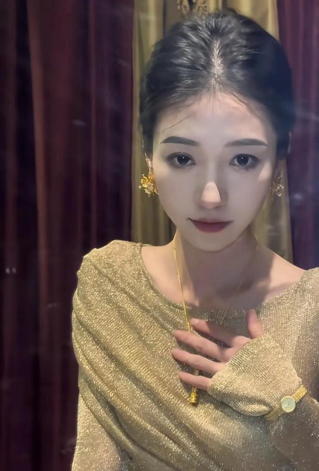 短剧女演员:王格格,高冷女王,星途闪耀,5部剧待上新