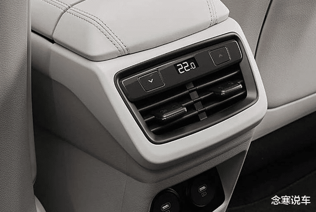 新款起亚K8大变样!EV风格+双12.3英寸联屏,1.6T混动油耗更低