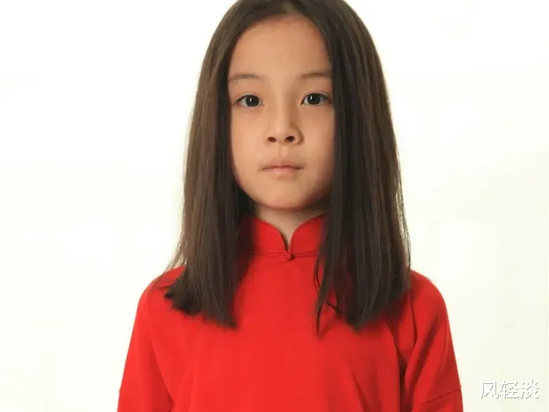 还记得饰演叶轻眉的她吗？《庆余年》播出时只有14岁，5年过去，现在长这样！