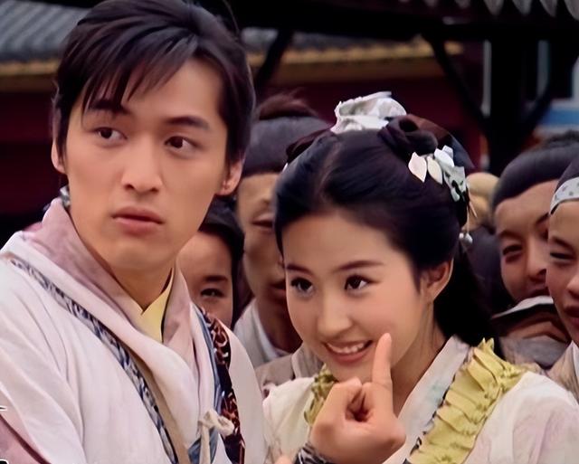 被导演拉去救场,却演成经典角色,这4位原定主演看到会后悔吗?