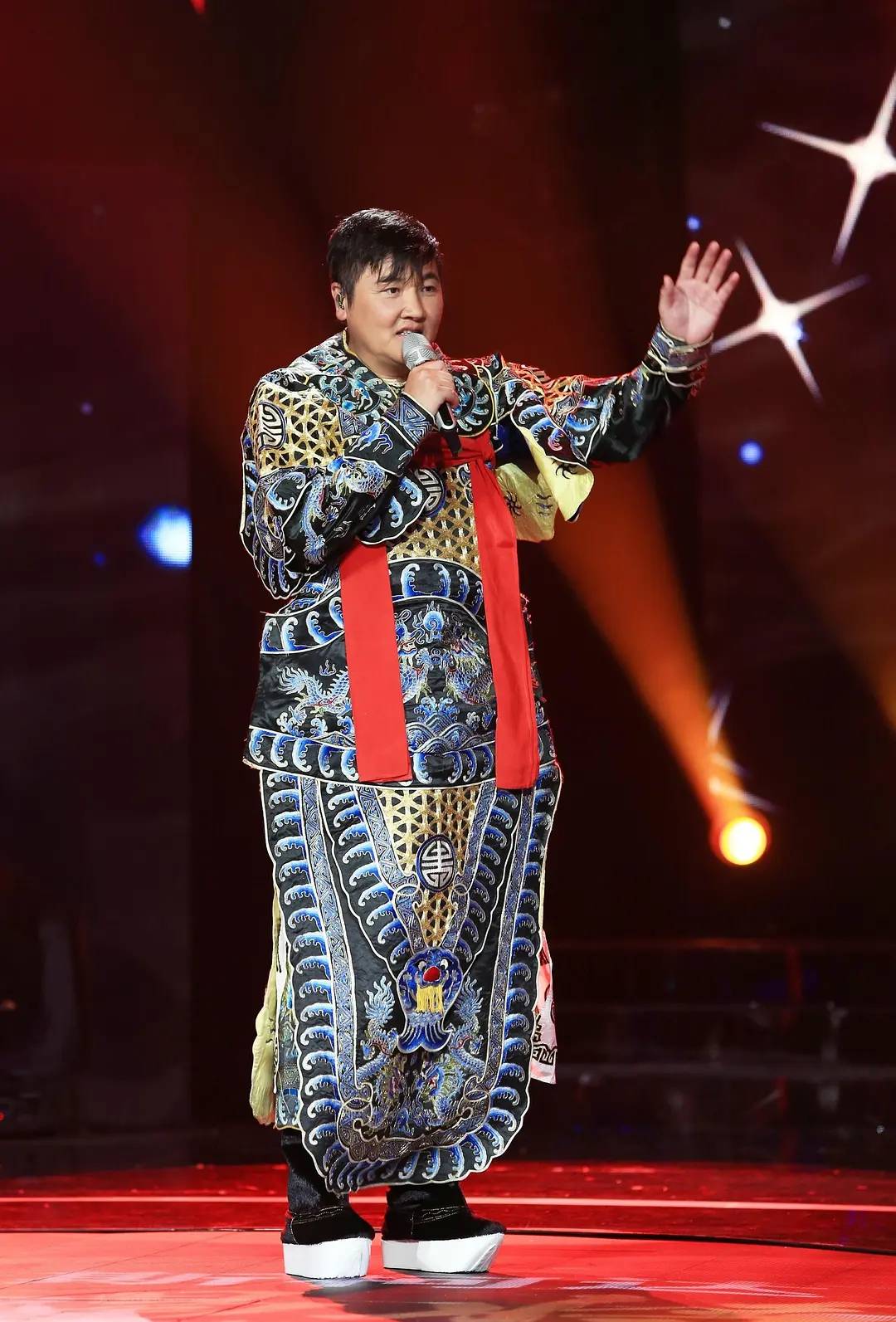 孙楠官宣补位《歌手》,评论区沦陷,网友怒骂:脸皮是真厚